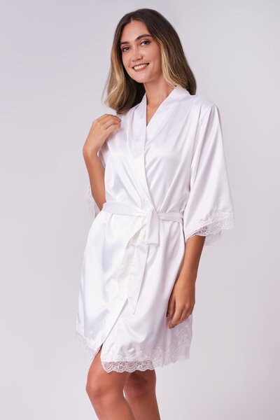 Odel White Robes